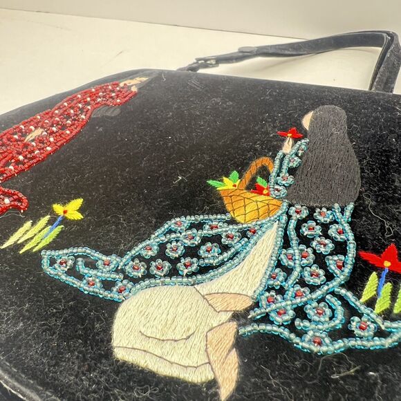 Black Velvet Embroidered Beaded Japanese Geisha Garden Purse - Picture 11 of 11